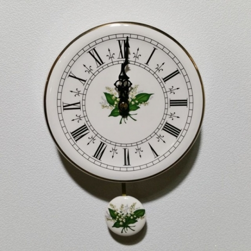 수선화꽃추벽시계